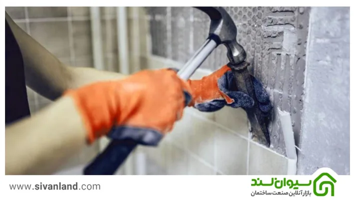 آموزش 0 تا 100 چسباندن سرامیک روی سرامیک در 6 مرحله 4 4 تراشیدن سرامیکهای قدیمی