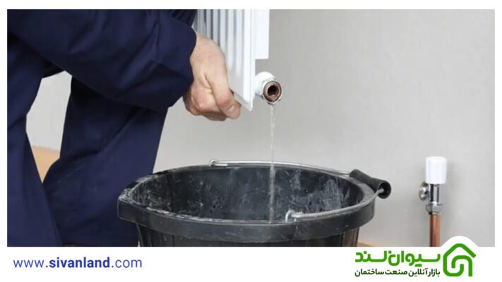 آموزش گام به گم چگونه آب رادیاتور شوفاژ را قطع کنیم؟ 22 22 مراحل چگونه آب رادیاتور شوفاژ را قطع کنیم؟